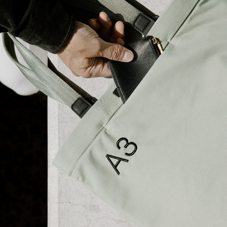 A3 Daily Tote